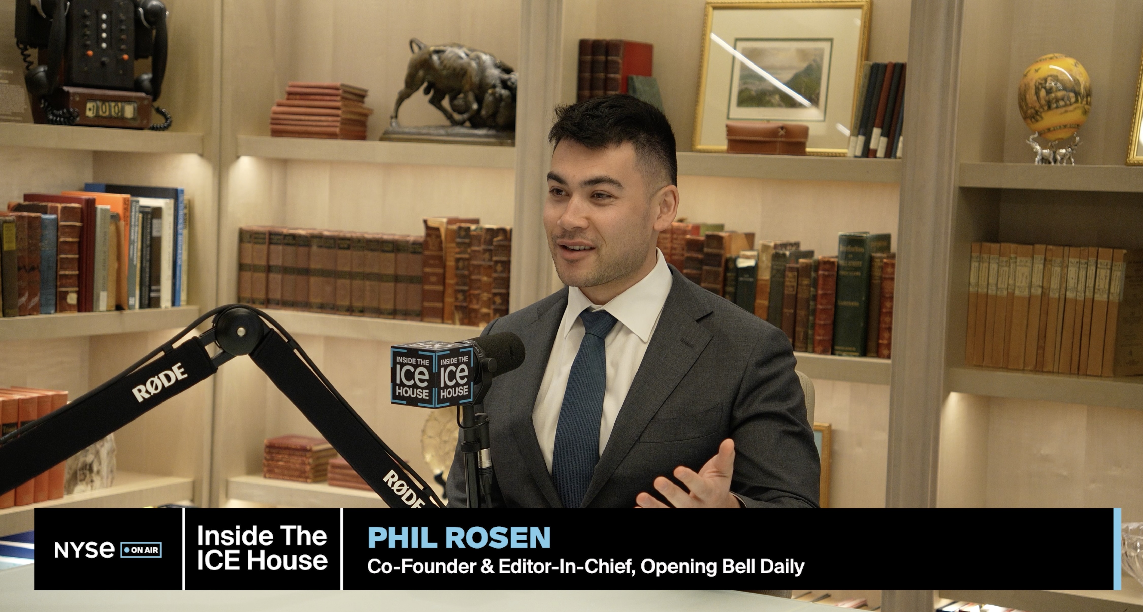 October Markets in Focus: Shutdowns, AI Optimism, and Bitcoin's 'Uptober' Rally