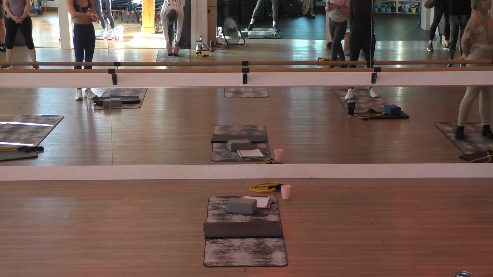 Tabata Stretch w/ Lindsay