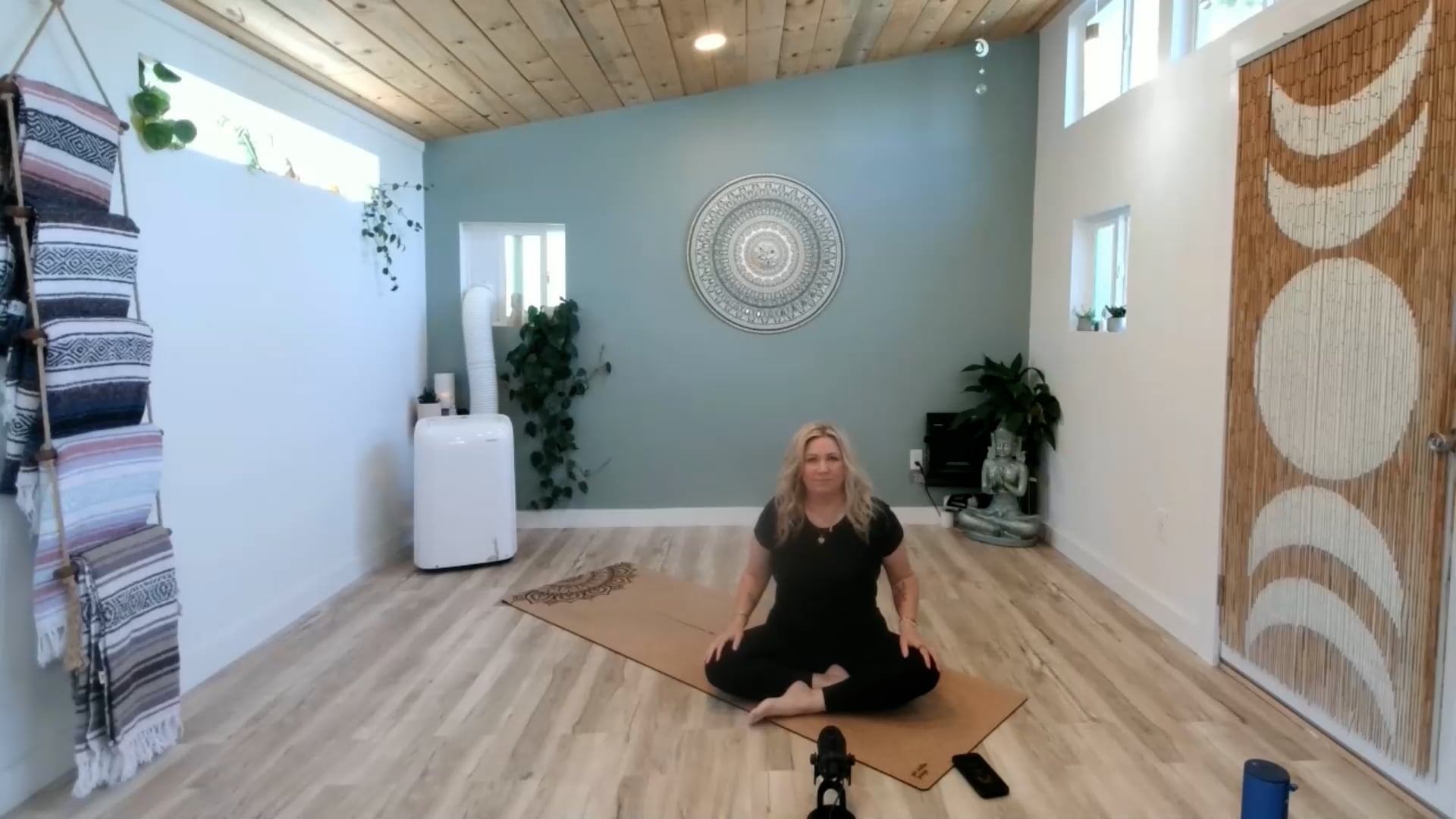 OMnia Yoga April 2026