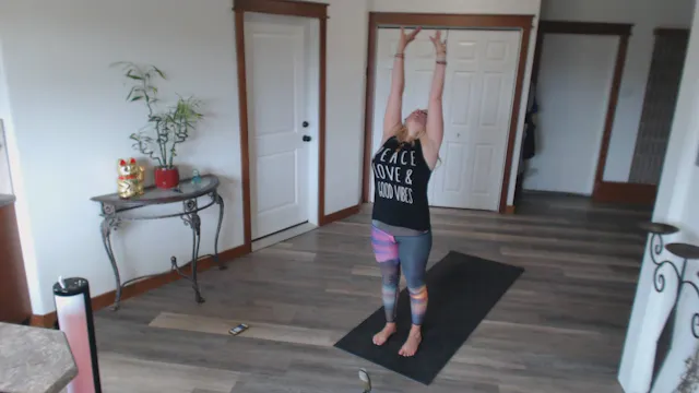 OMnia Yoga #19 - Strong & Powerful Flow