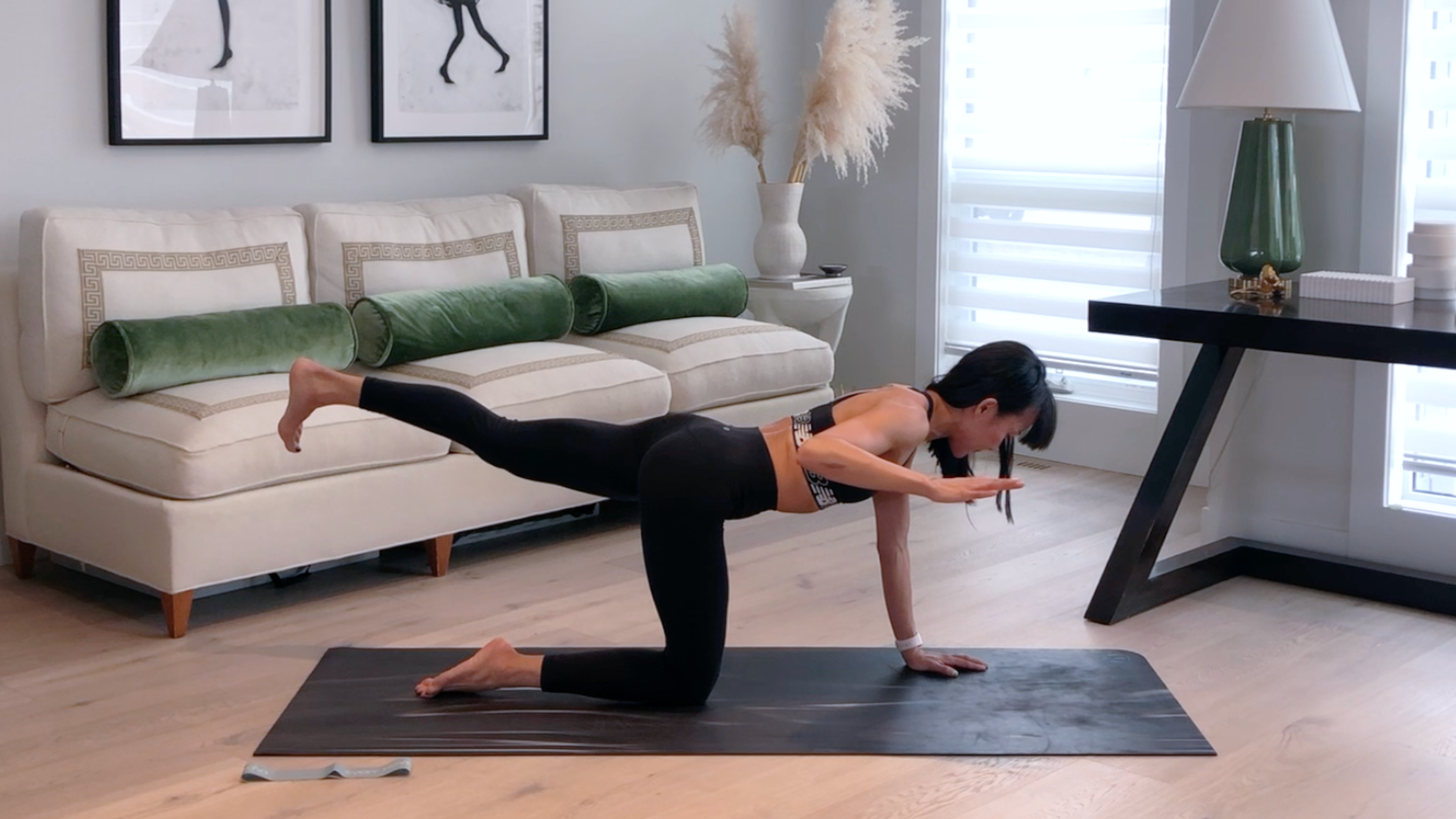 24 Min Back Stability and Booty Burn w/ Jen