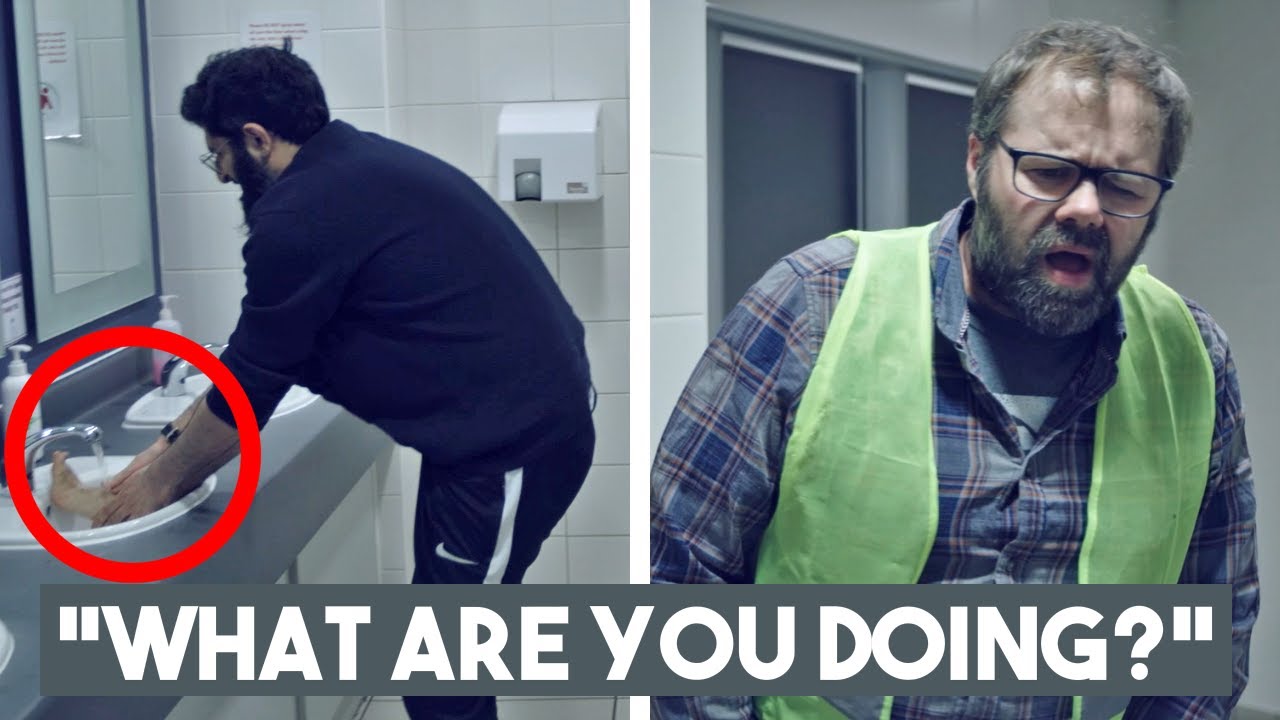 Muslim caught in the bathroom 😂 (Sketch)