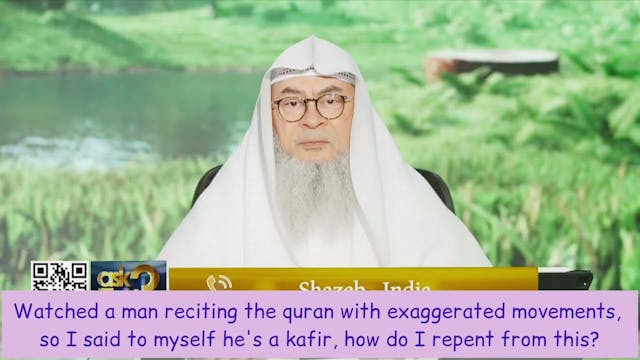 Man Recite Quran With Exaggerated Mov...