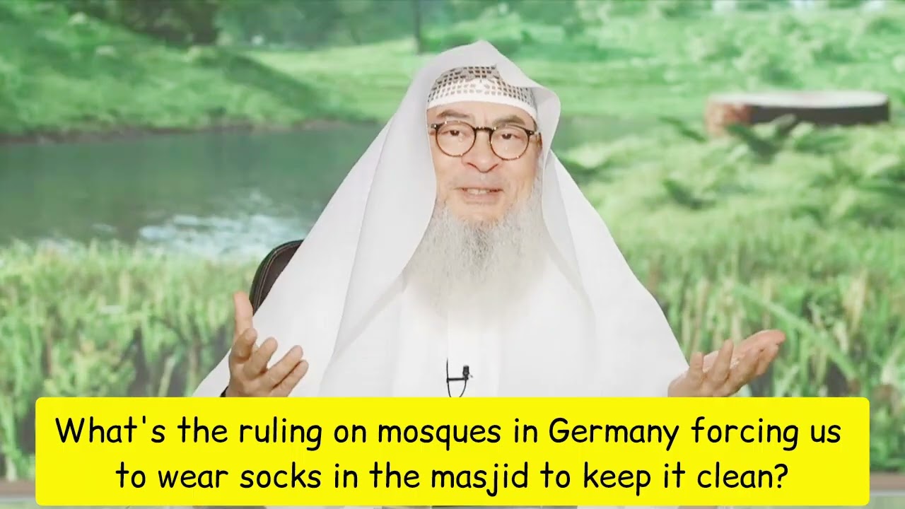 Masjid Forcing You To Wear Socks & Charging €1 If You Don't Have Socks!
