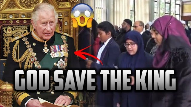 MUSLIMS SANG FOR THE KING INSIDE MOSQUE