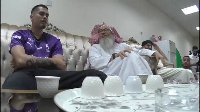 SNEAKO, Sheikh assim al hakeem #sneak...