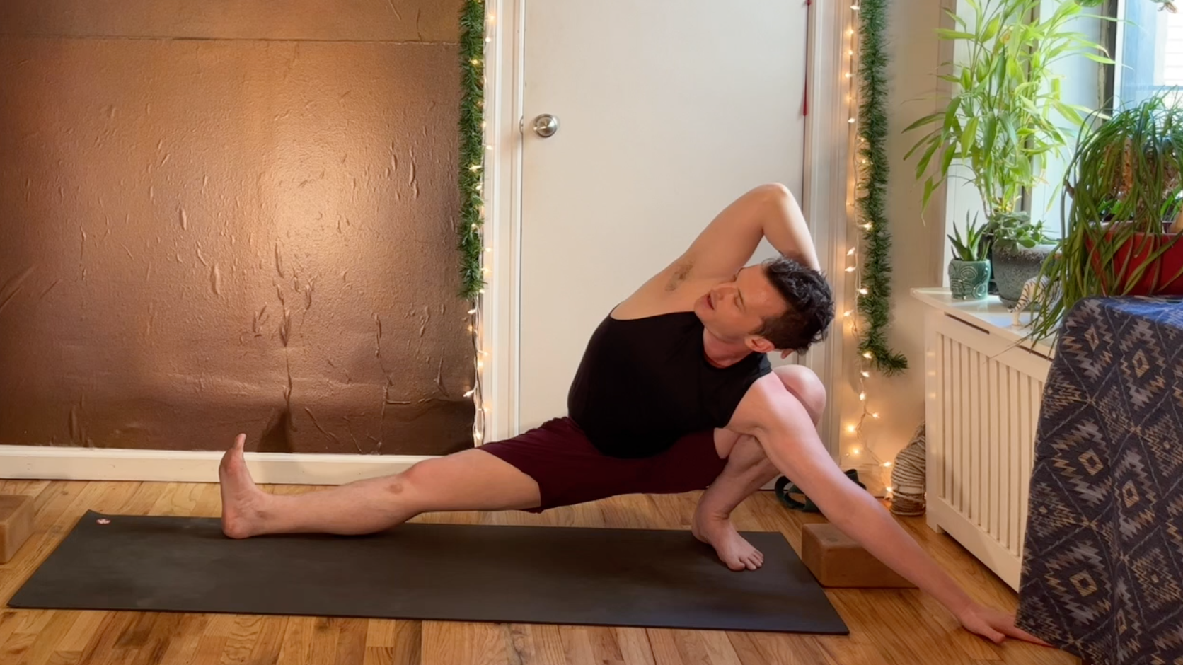 Kevin: 30-Minute Recovery Part 4 (Move + Twist)