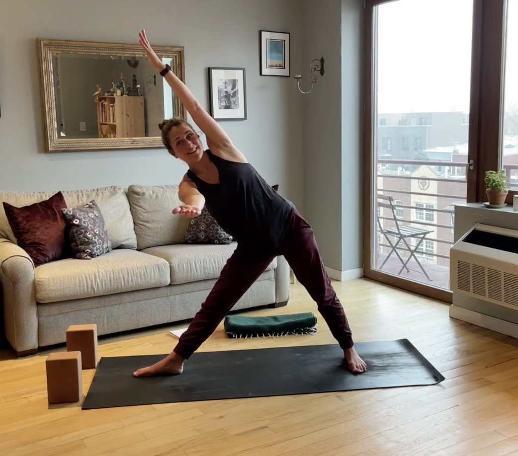 Giulia: Inner Leg & Side Body Delight (45min)