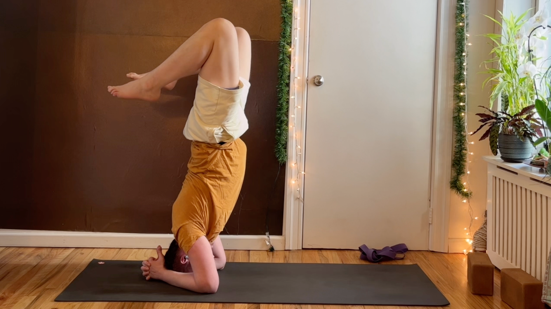 Kevin: Headstander Helper (58 minutes)