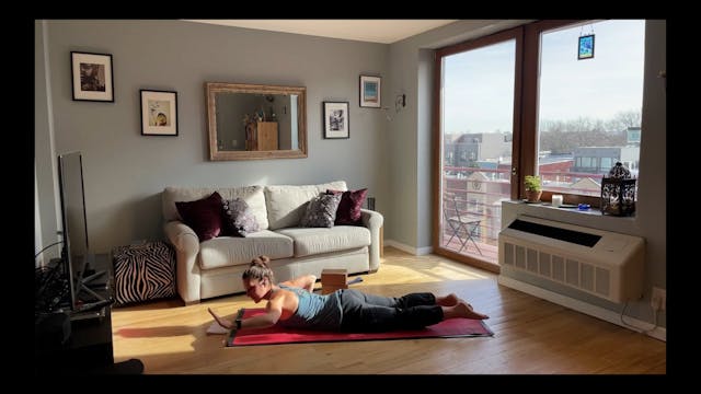 Giulia: Your Pecs & Side Body Flow (4...