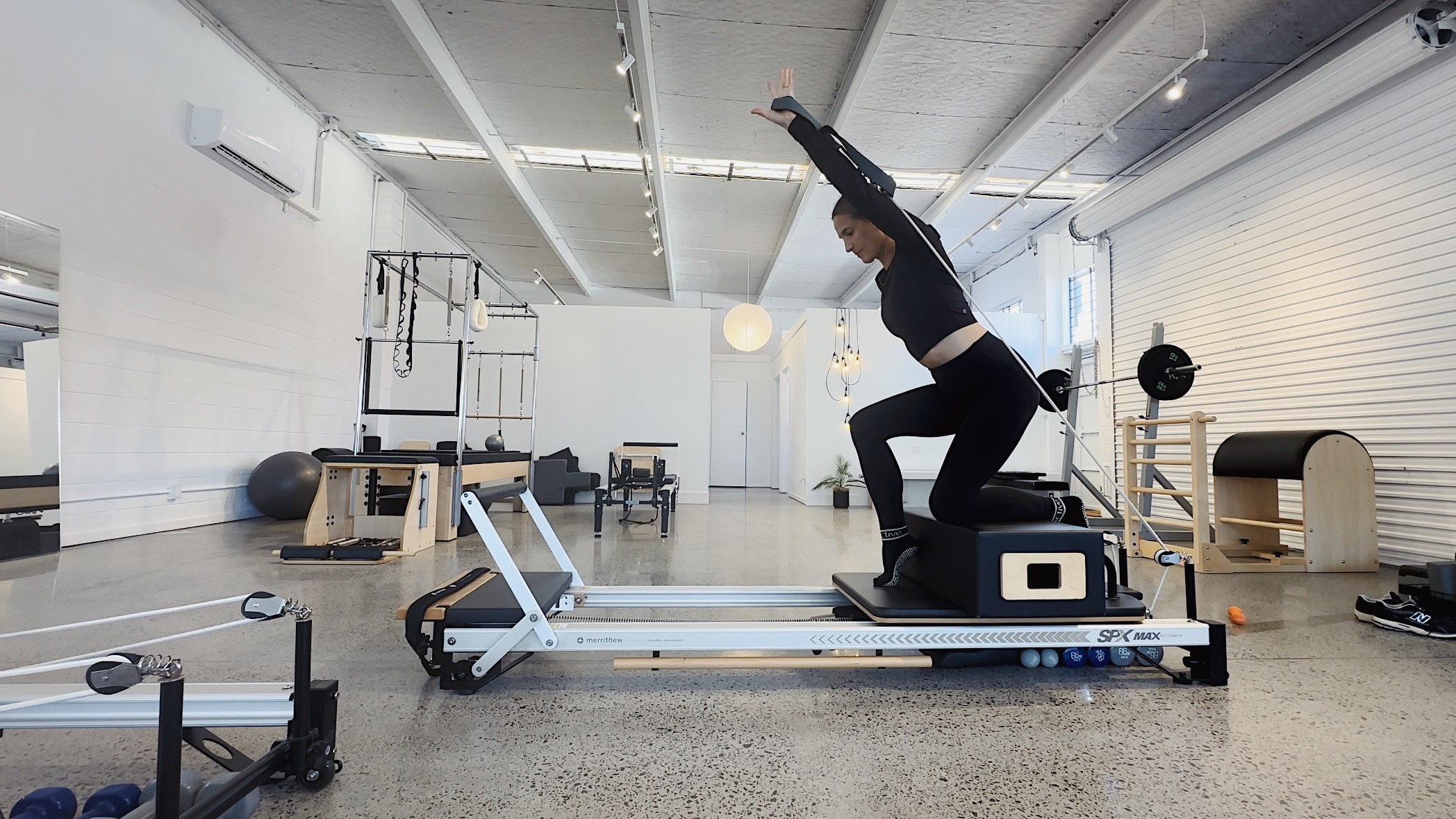 Single Arm on Short Box (#014)