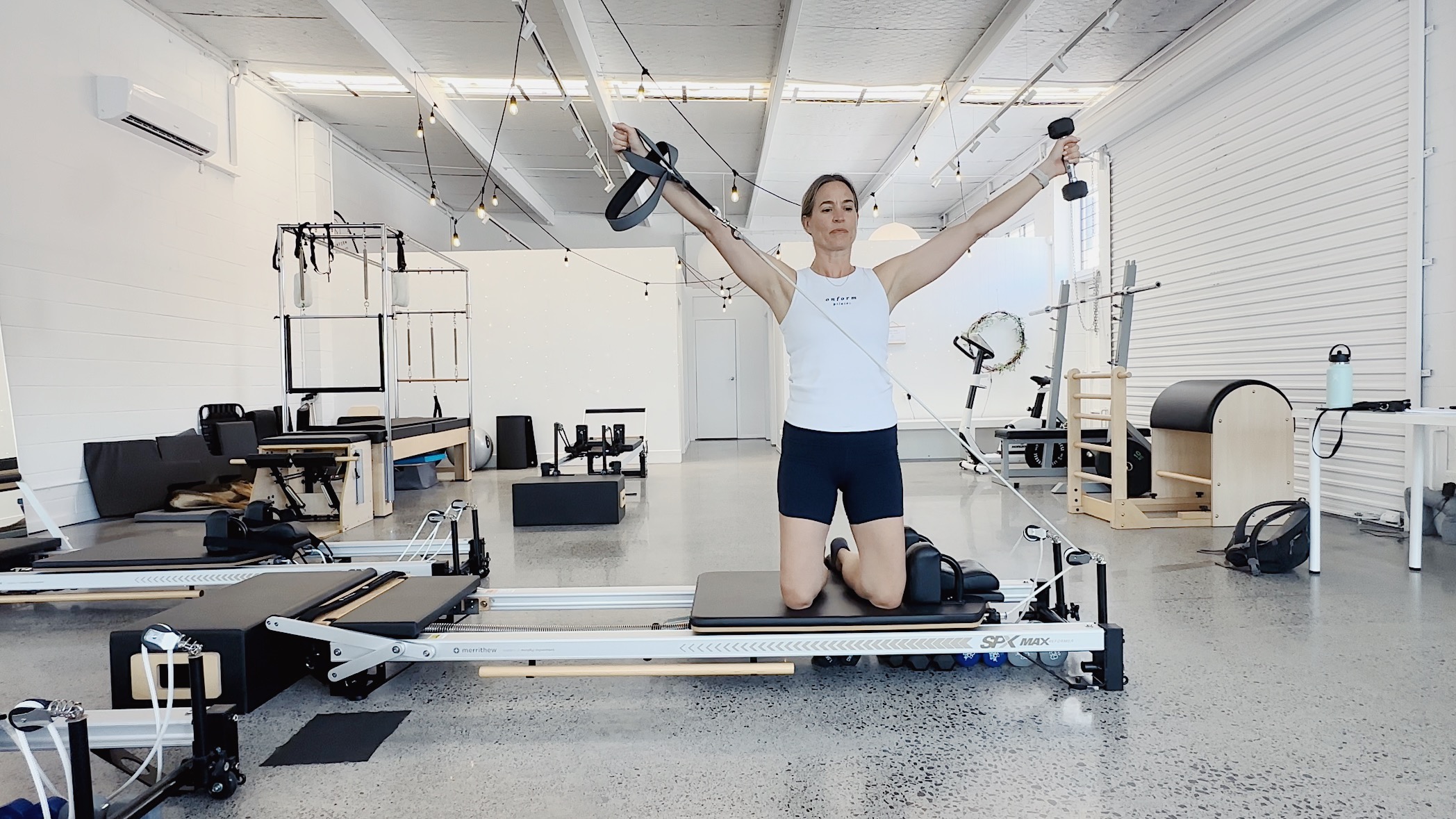 Side Arm Draw the sword double arm variation (#045)