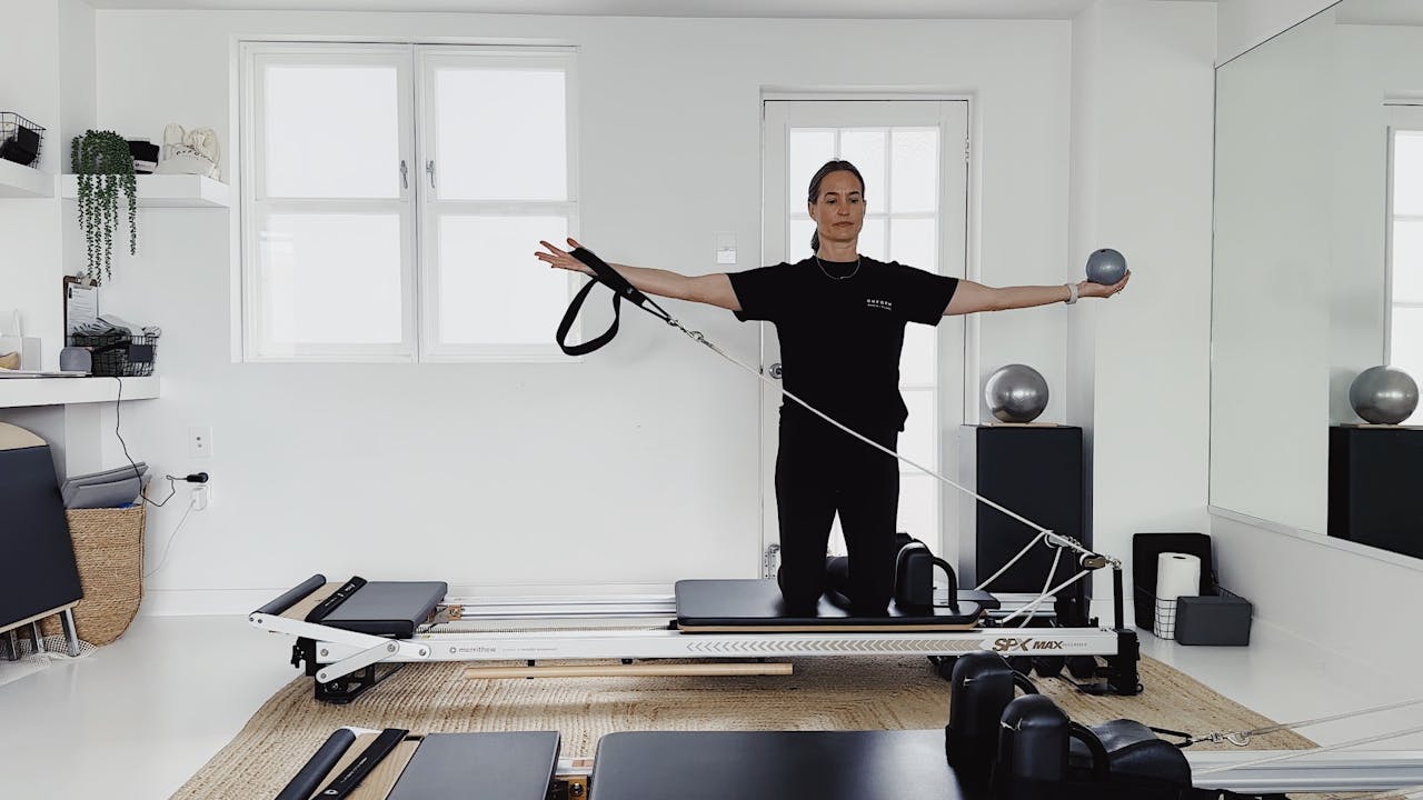 Pilates External Rotation Side Arm Variation / External Rotation (#020) - Reformer 2 - Teach ONFORM