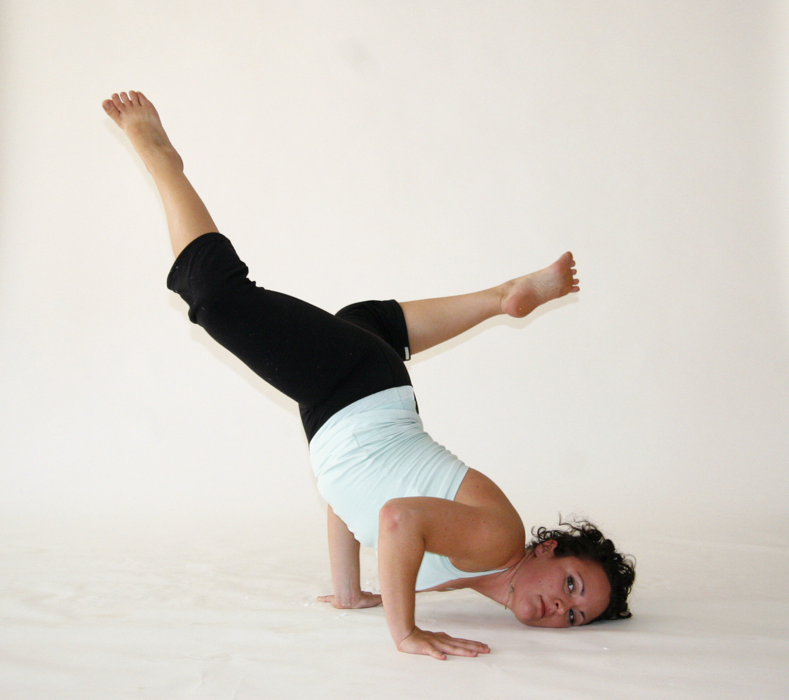 Stretch and Strength Neck:Shoulders and Back Bend Leg Stability