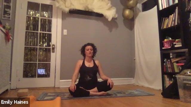 Yoga Playtime Face Massage and Slowish Flow 