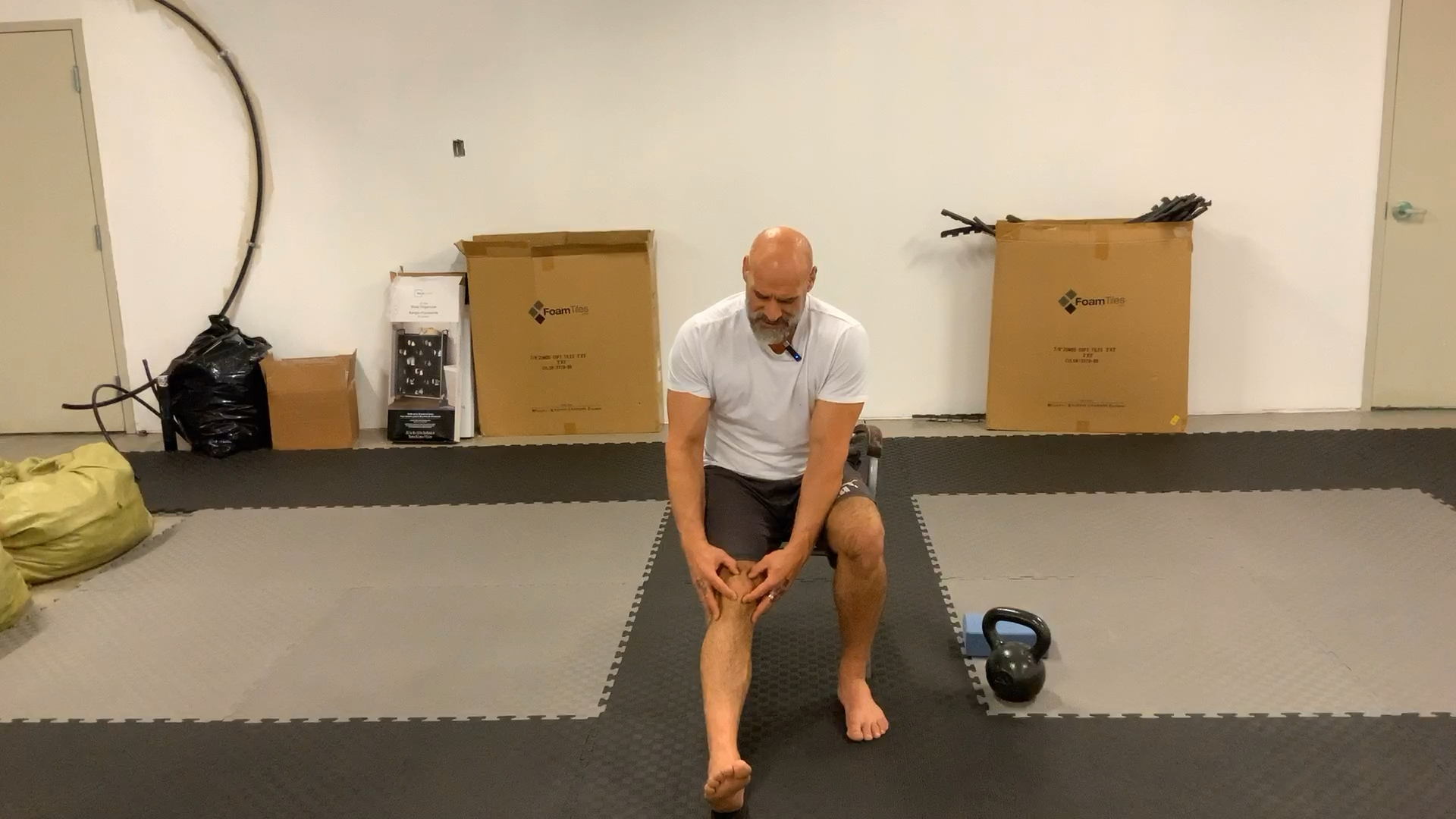 Knee CARs:Palpation and release of the patella 