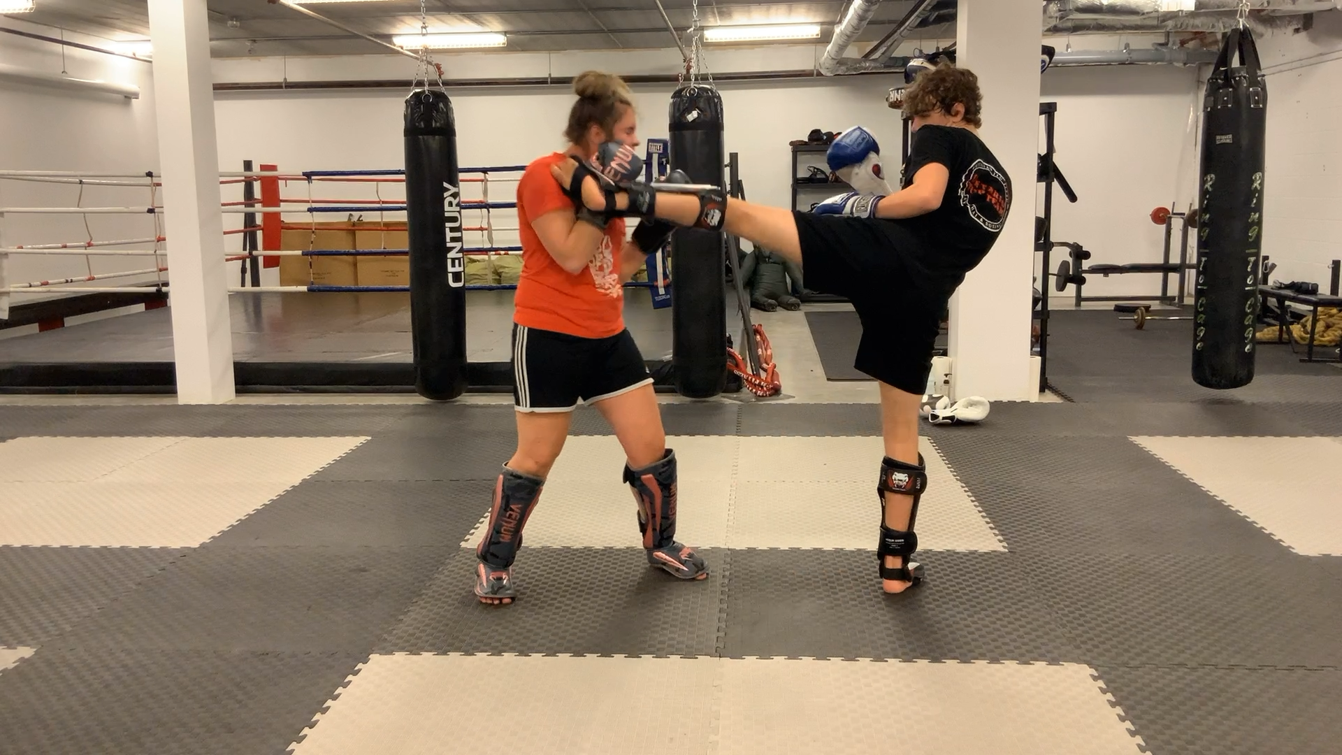 Muay Thai White Shorts Stripe 3:Lesson 8 Slip & Cover the Jab/Counter lead Kick