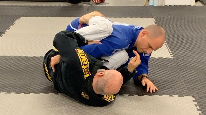 BJJ 201:Half Guard Submission Near Side Arm Bar (serve the tray)