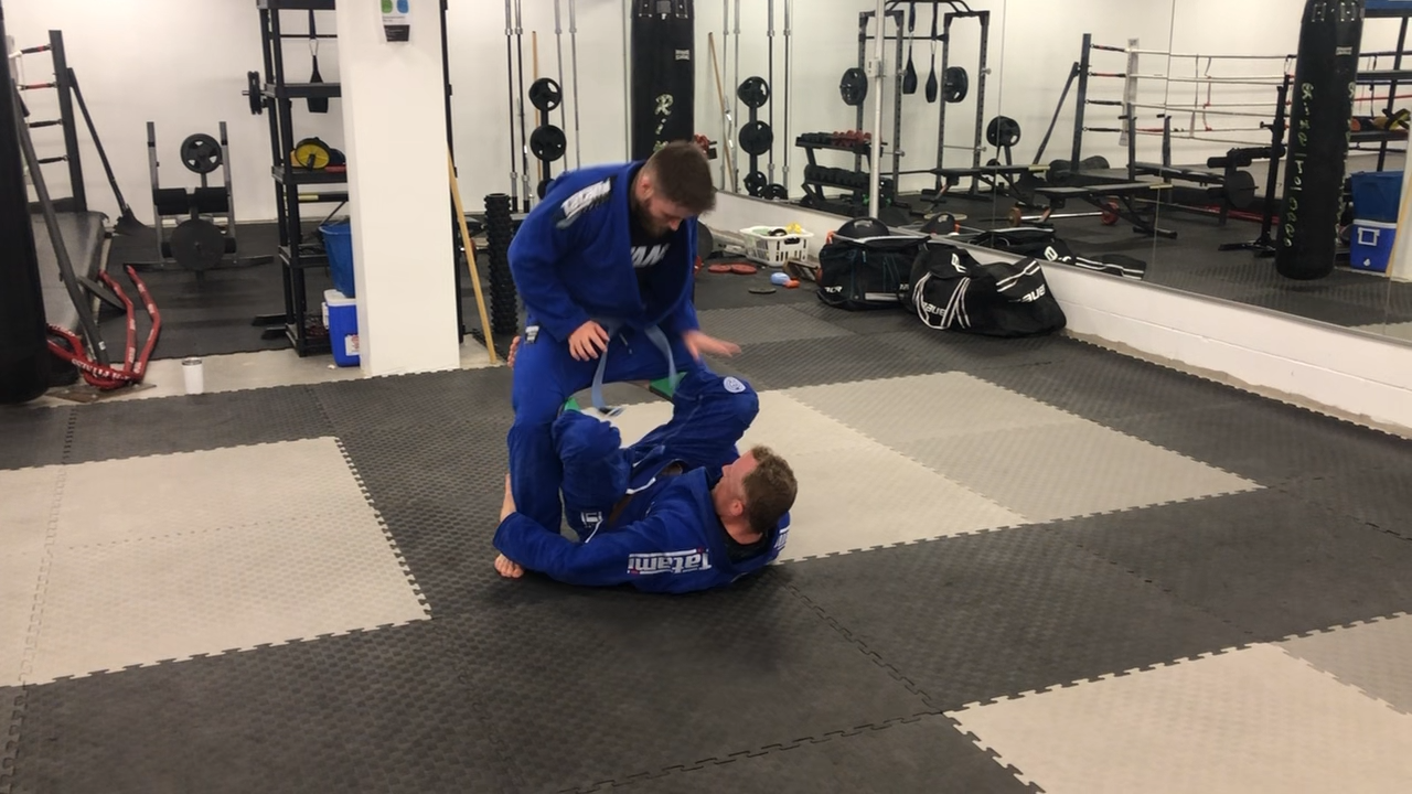 Single Leg X: Butterfly Transition to far leg