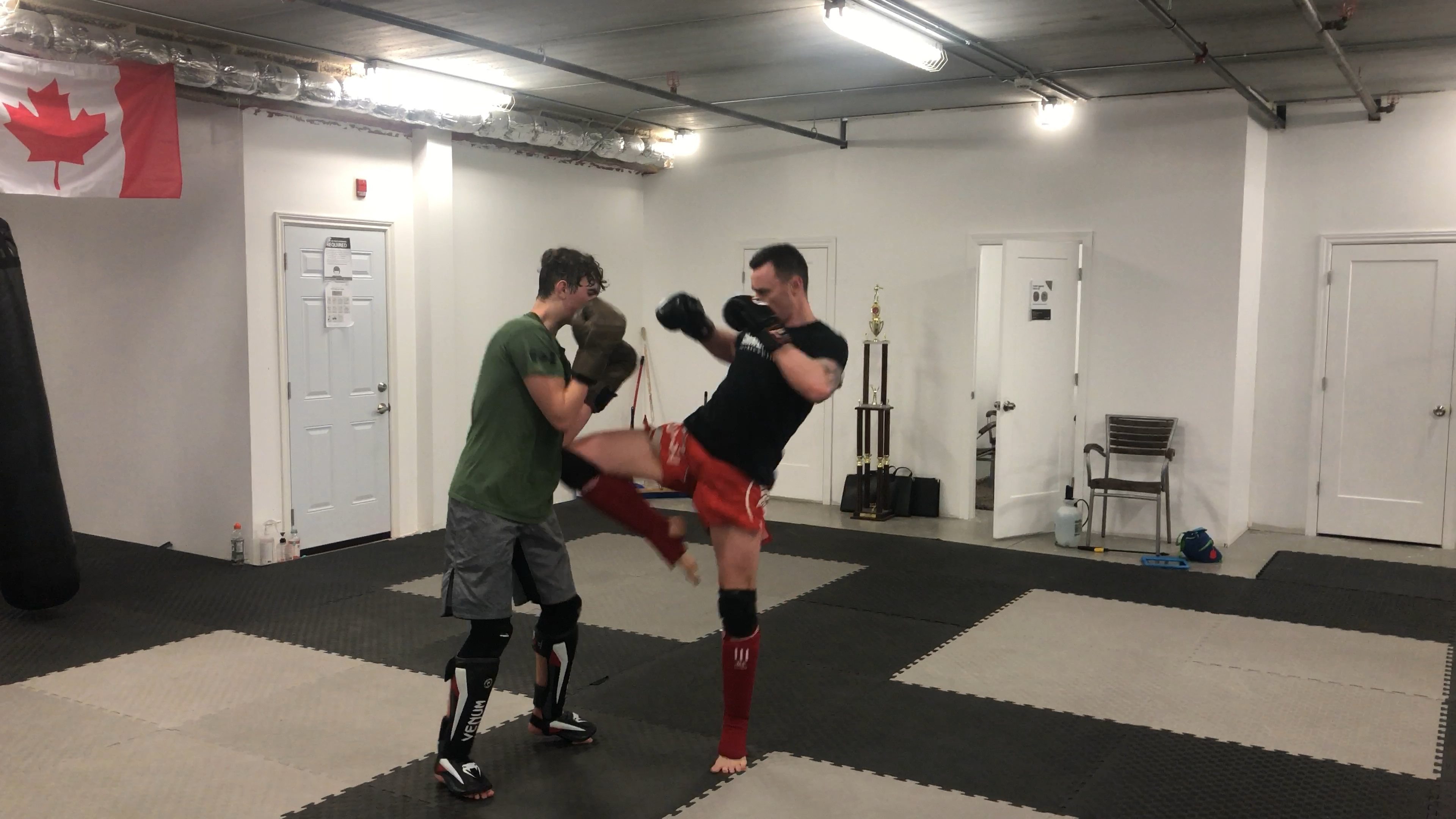 Muay Thai Blue Shorts Stripe 1:Stripe Summary and sparring