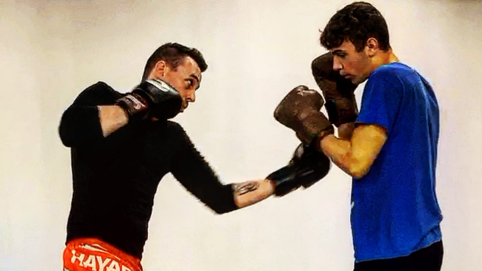 Muay Thai White Shorts Stripe 4 Syllabus