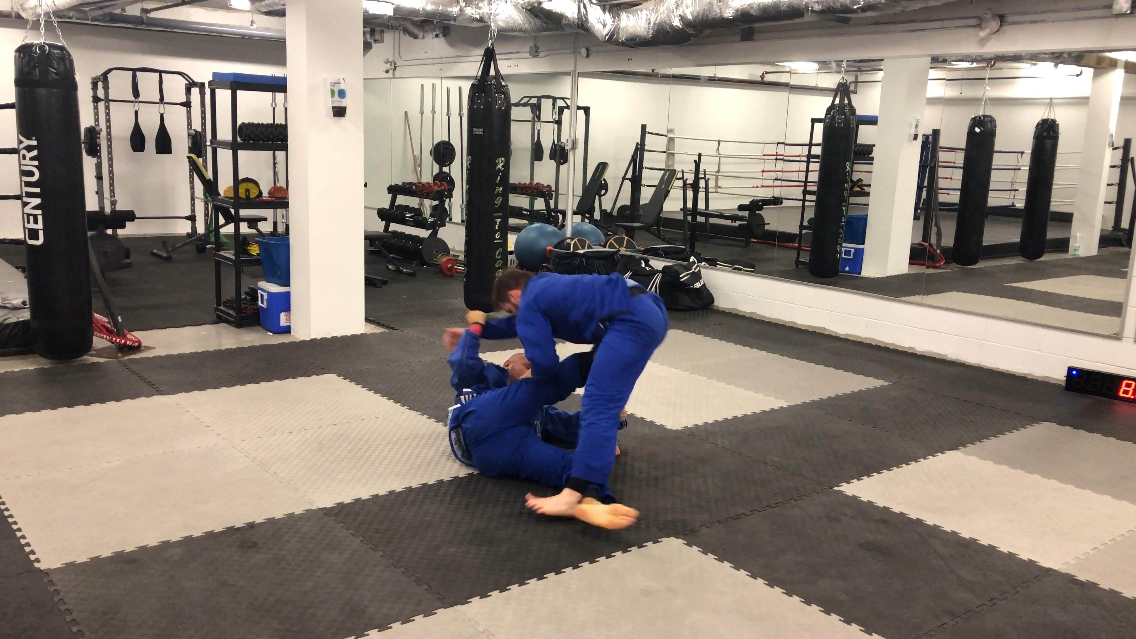 BJJ Sweeps 101:Tomahawk Sweep