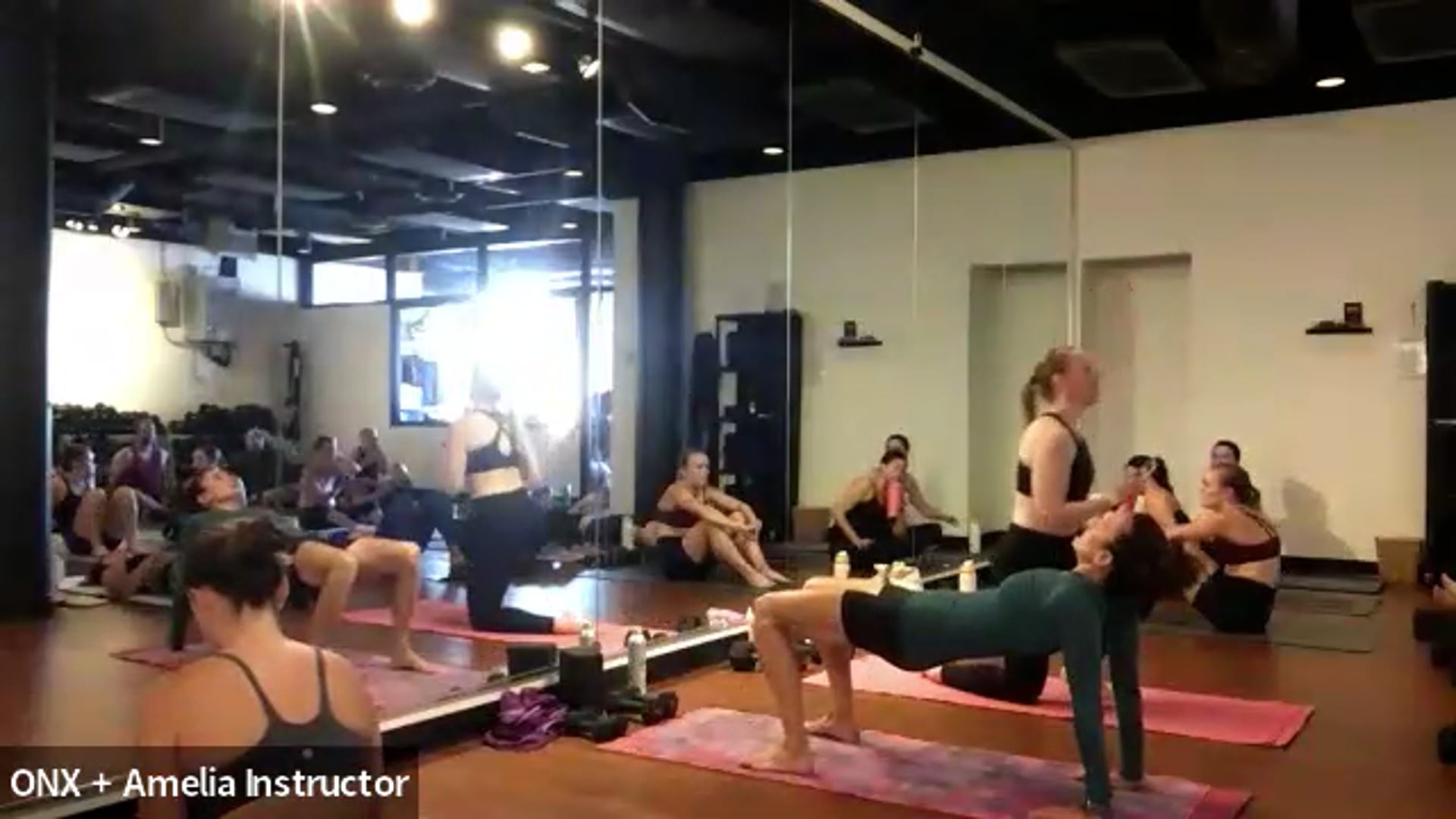 Yoga Sculpt - Rows, Roan + Rihanna | Adrienne 10.4