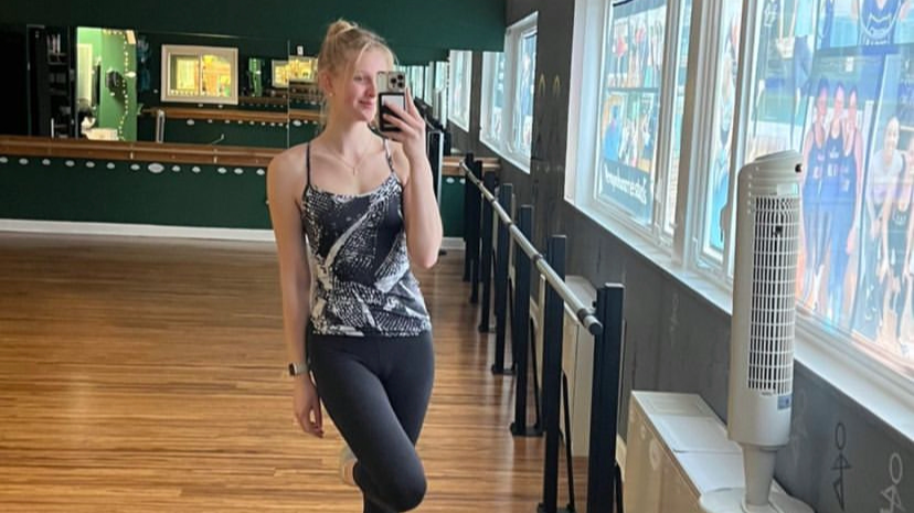 6.21.23 Legs with Solomiya