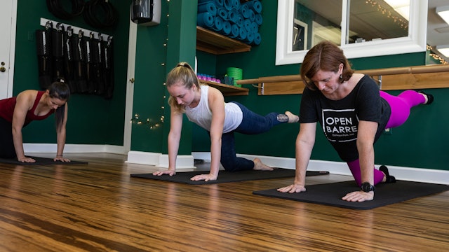 7.8.22 Livestream Glutes and Core with Lauren