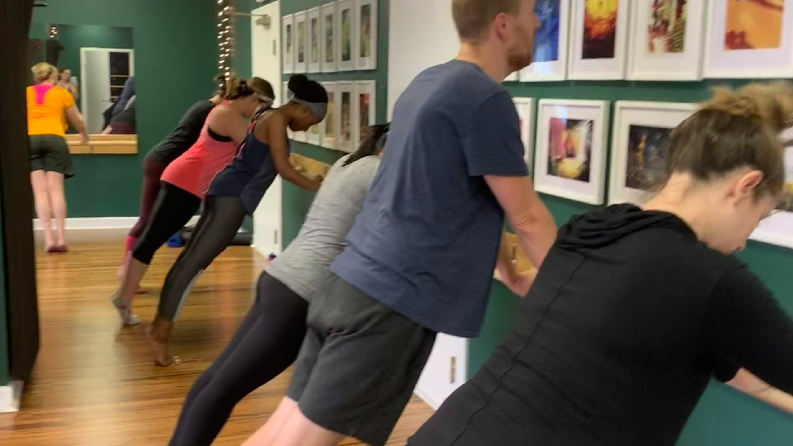 1.7.26 Barre Express with Taryn