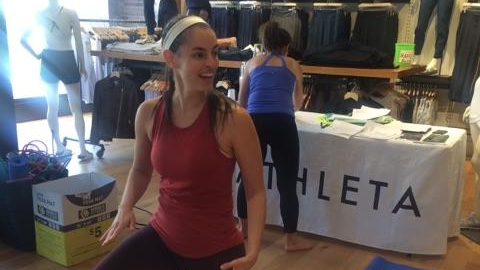 12.9.22 Livestream 33 minute HIIT with Lauren