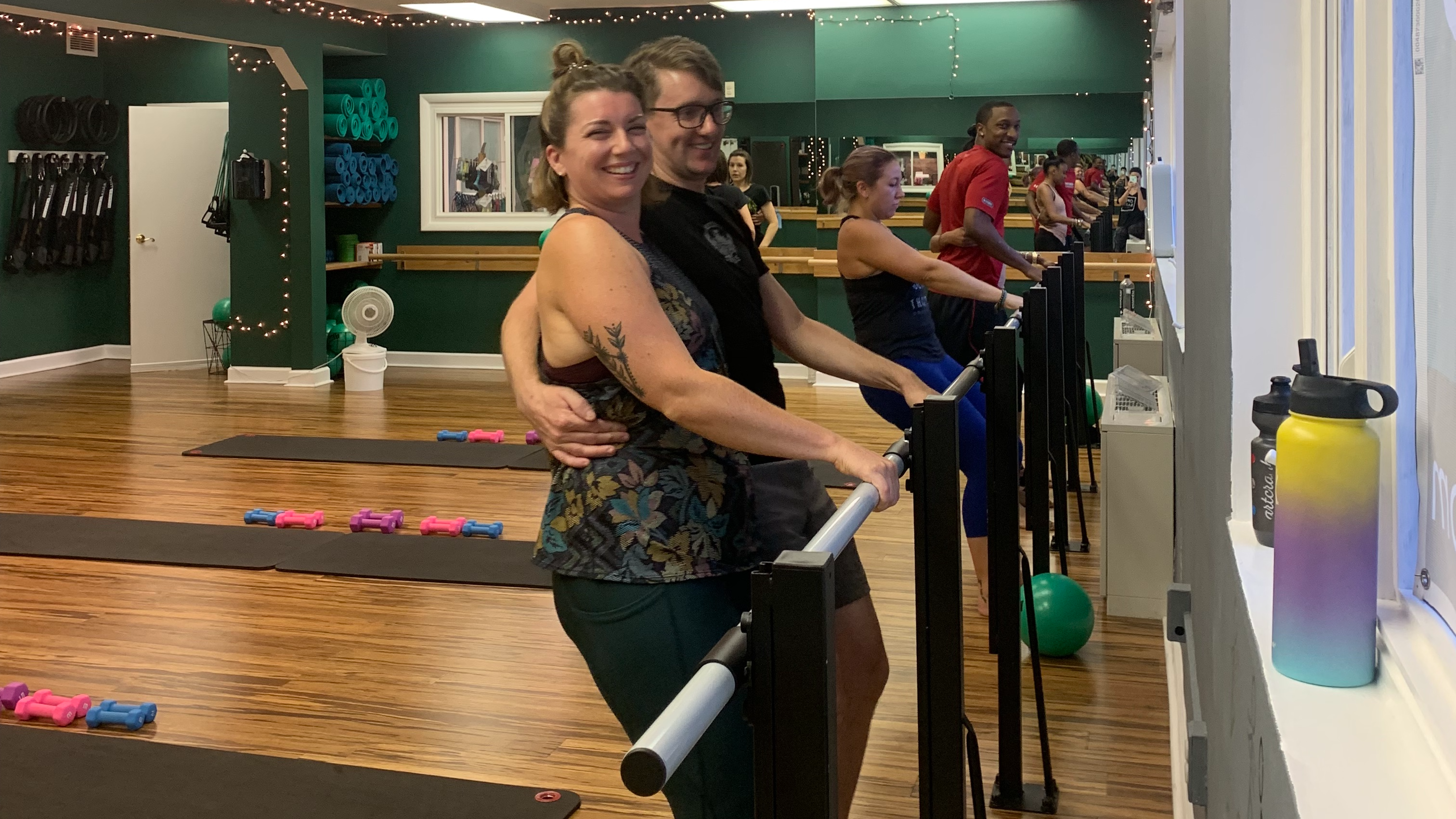 11.30.22 Stretchy Barre Express with Lauren