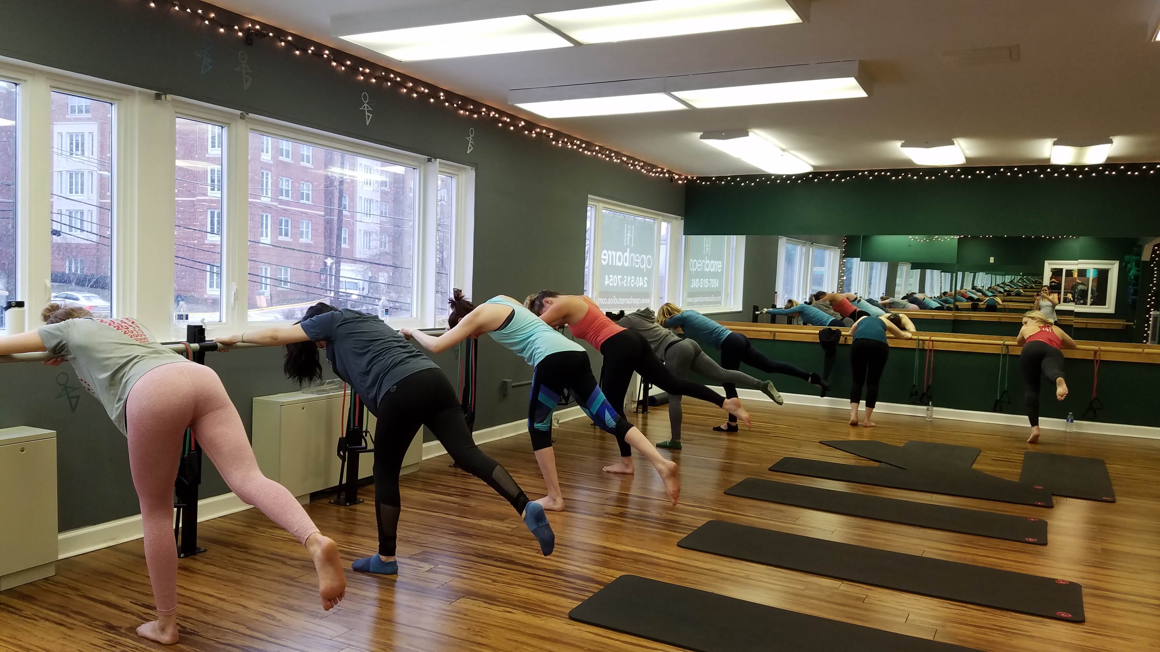 4.28.25 Livestream Mat Barre Express with Taryn