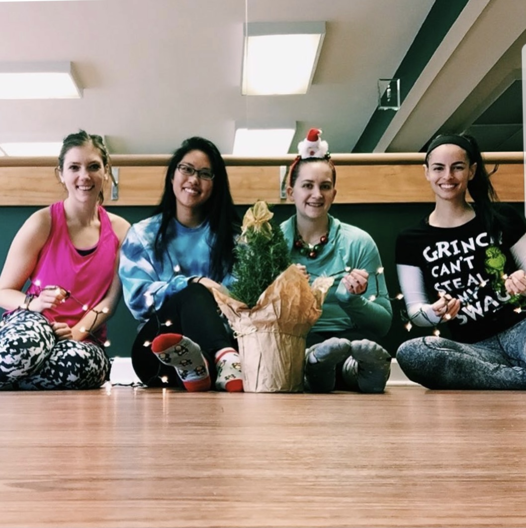 12.4.2020 Livestream Barre Cardio Circuit with Taryn