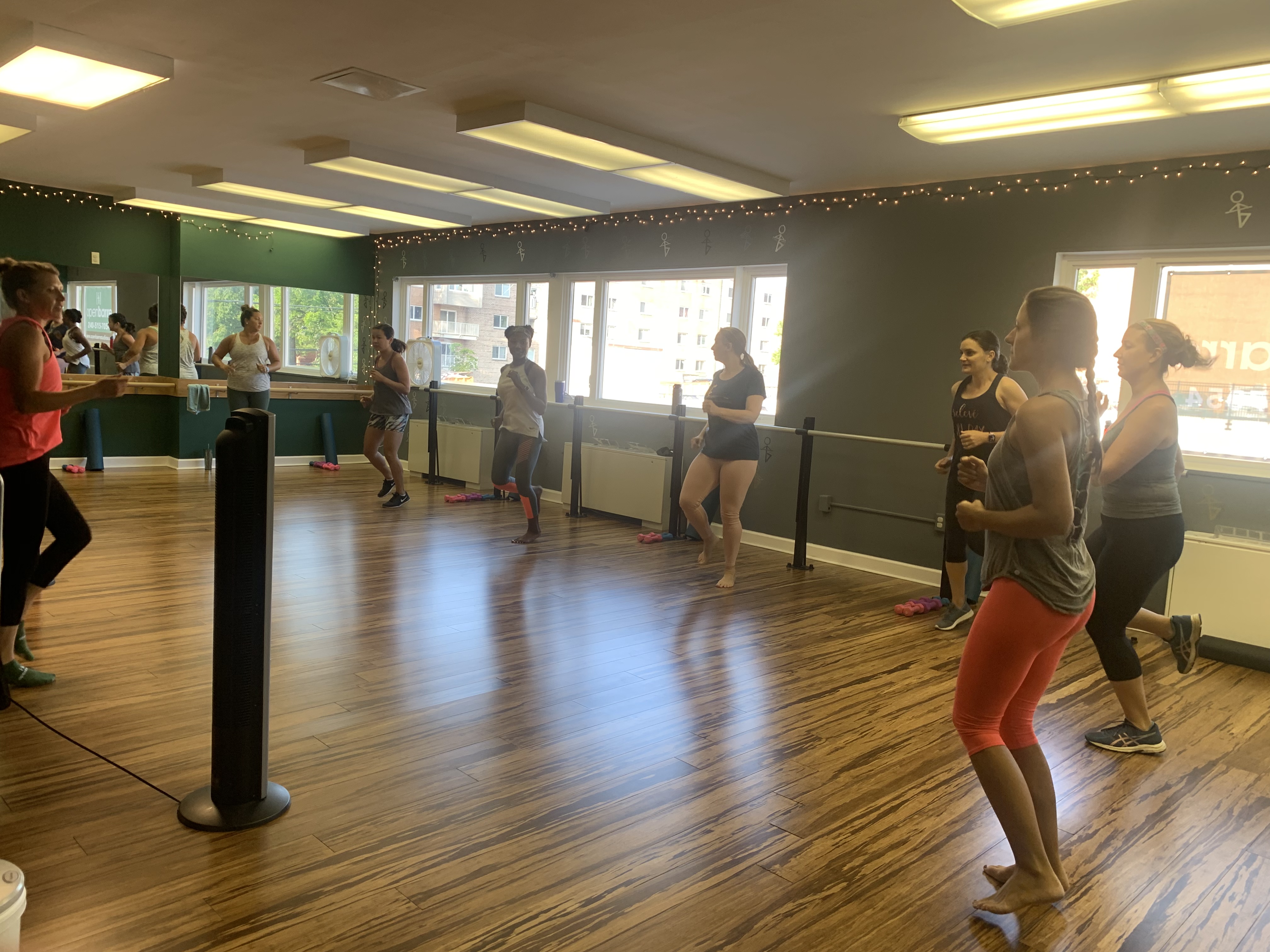 5.9.2022 Livestream 35 Minute HIIT with Mairin