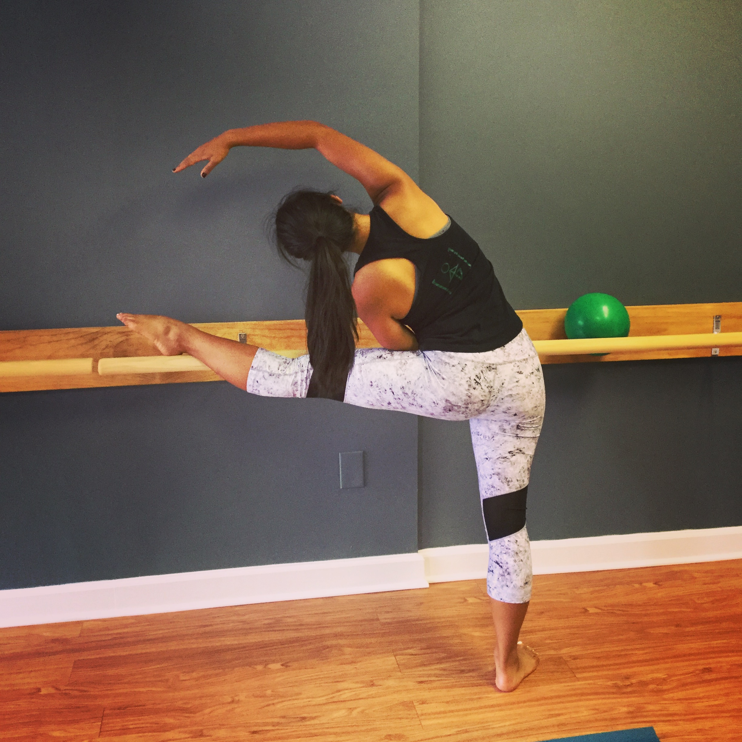 11.22.24 Livestream 30 Minute Hip Opener Stretch with Cami