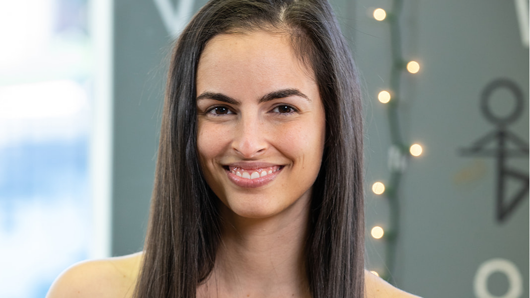 Stretch with Lauren (A&A openbarre)