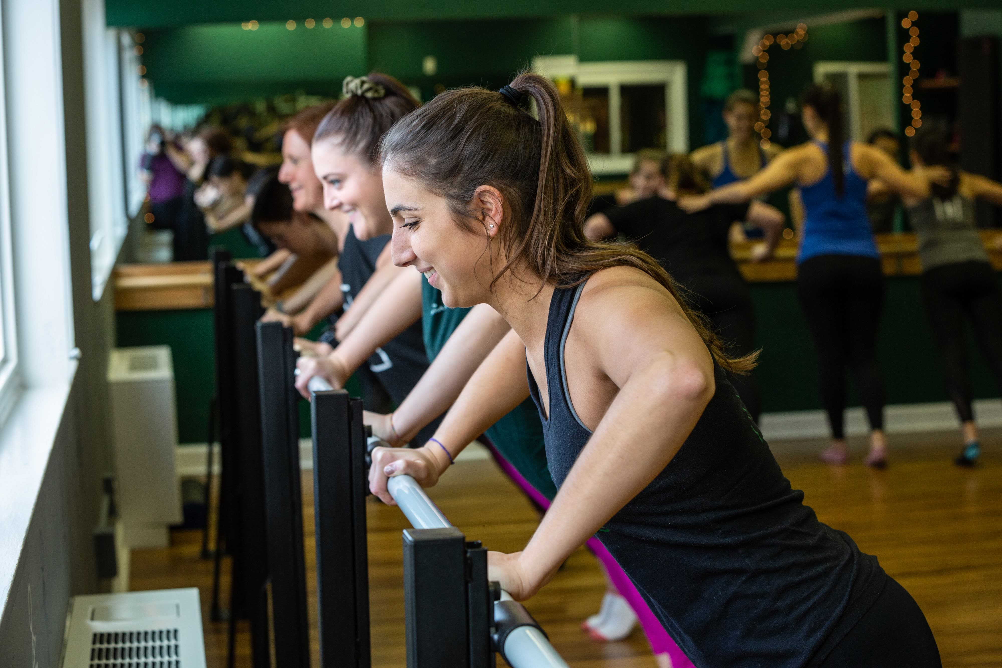 9.7.22 Glutes + Core with Lauren + Melanie