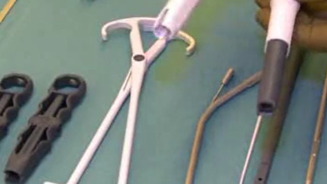 Disposable instrumentation for lumbar pedicle screw and rod constructs