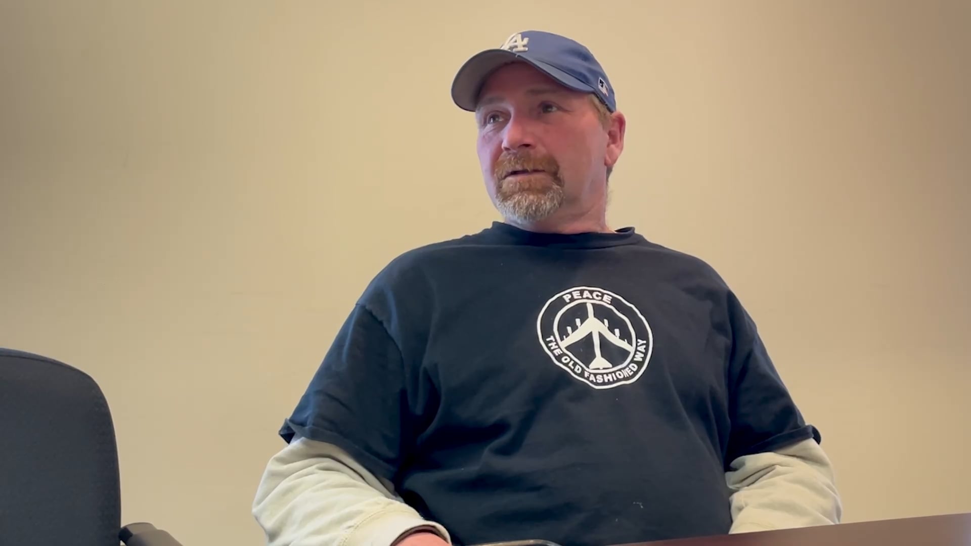 0621 E - True Story - Thumbnails Ripped Off - Metal Bending - Mike Thompson