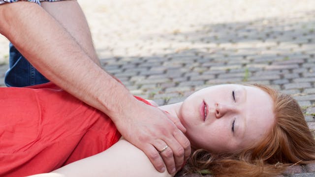 0133 E - First Aid Review - Acting in...