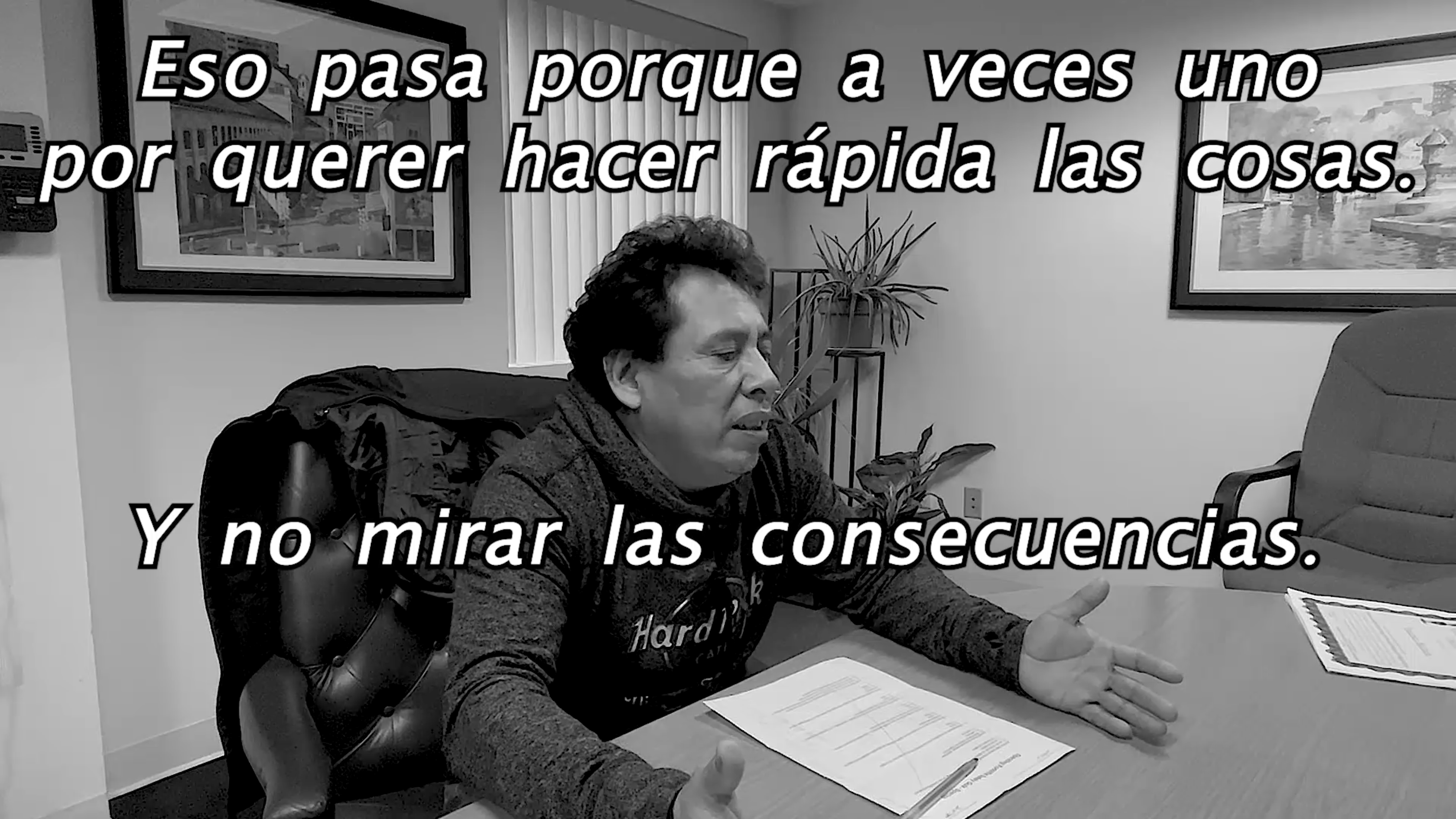 0037 S - Historia verdadera - Caída fatal empapelando techo - Francisco Michicoj