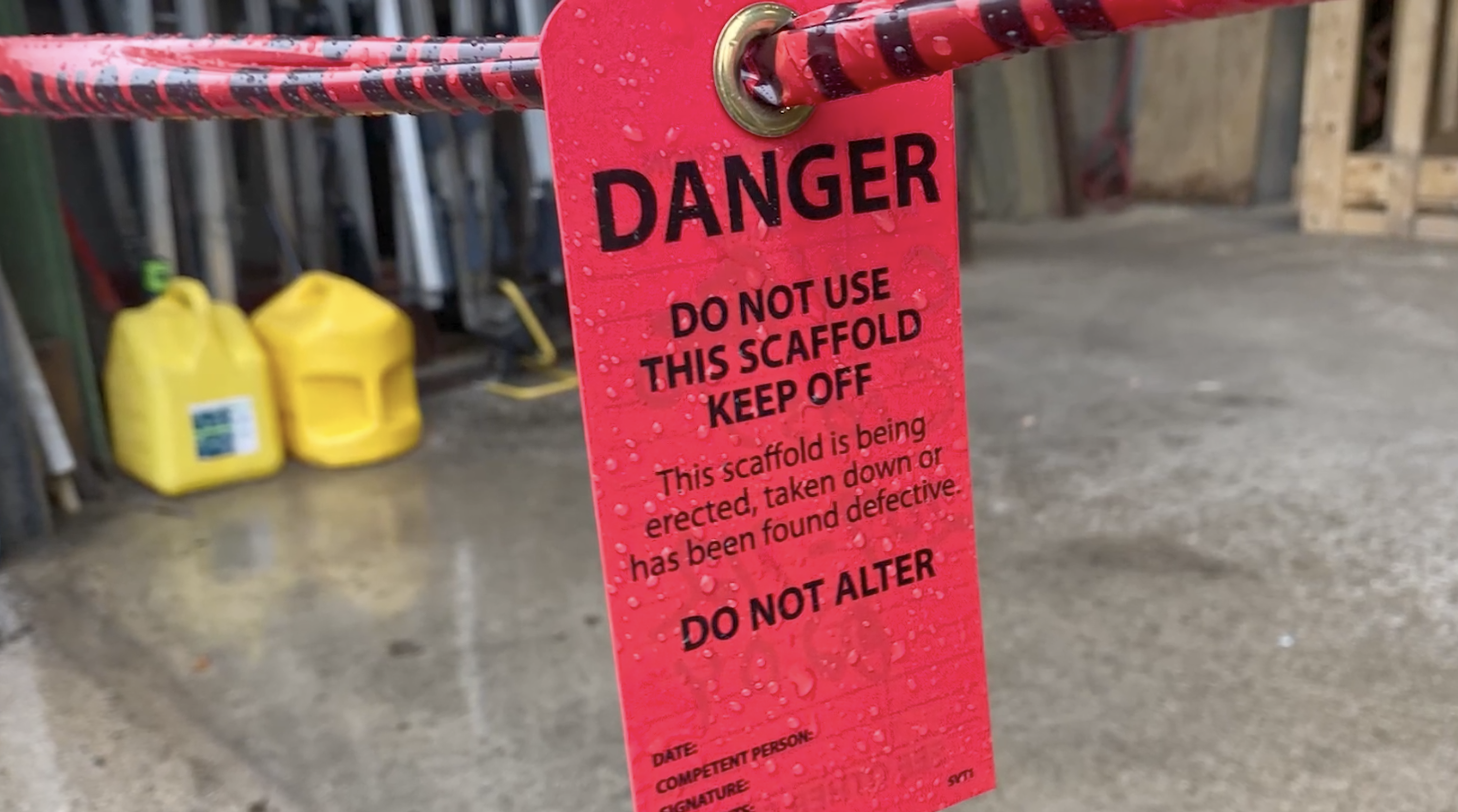 0045 E - Red Tape the Right Way - Falling Objects