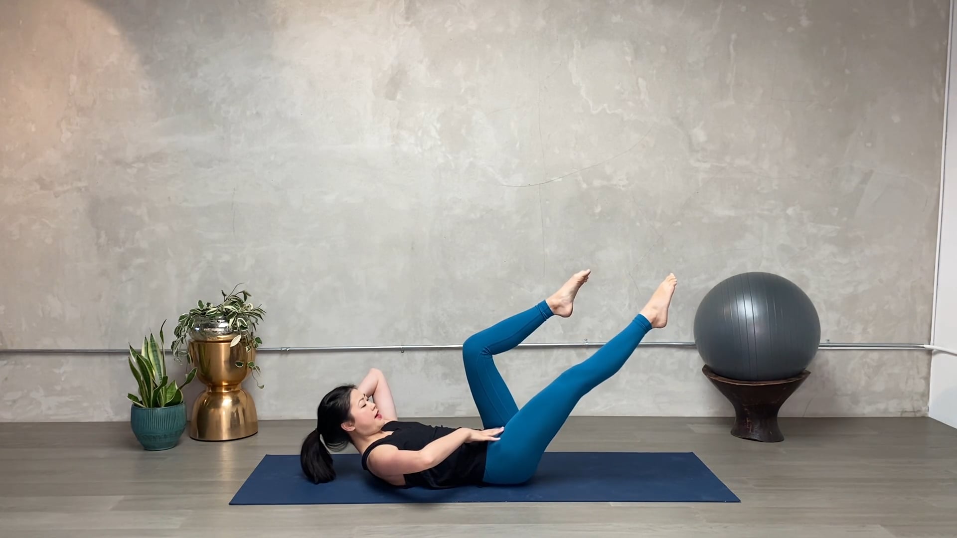 23min Pilates Mat (FOUNDATION)