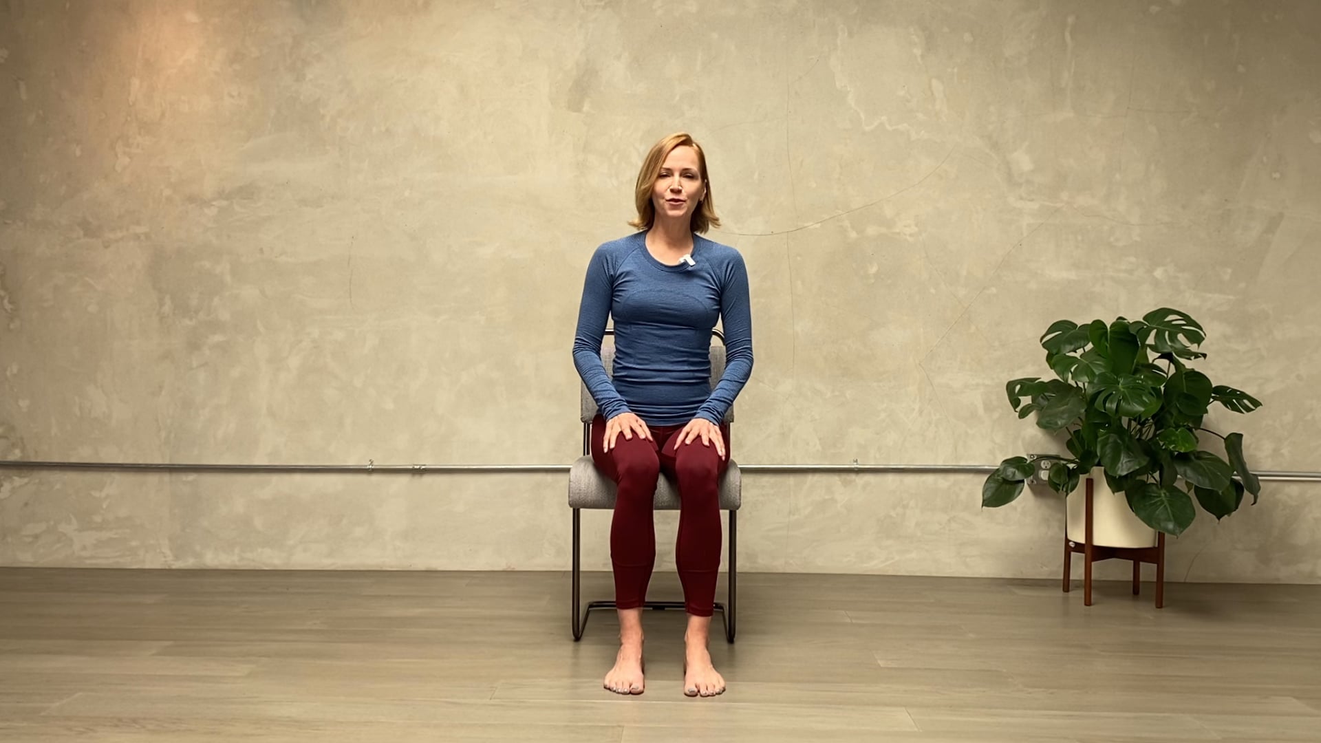 25min Restorative Stretch (EXPAND)