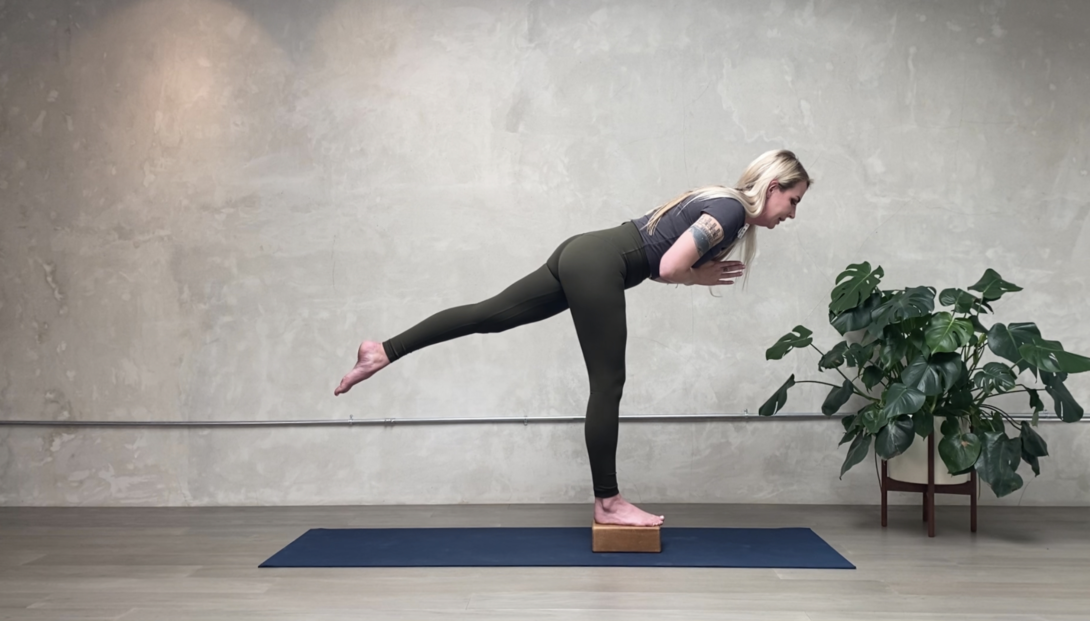 20min. Pilates Mat Flow (FOCUS & FLOW)