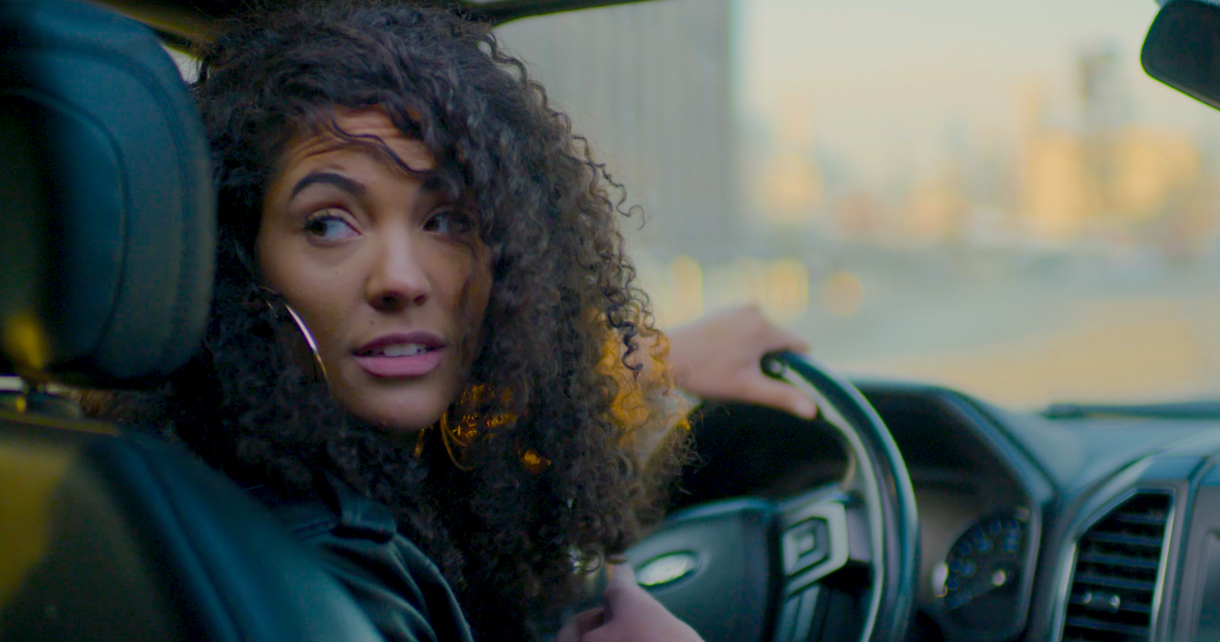 Low Strung (S2, E2) - Hoetation