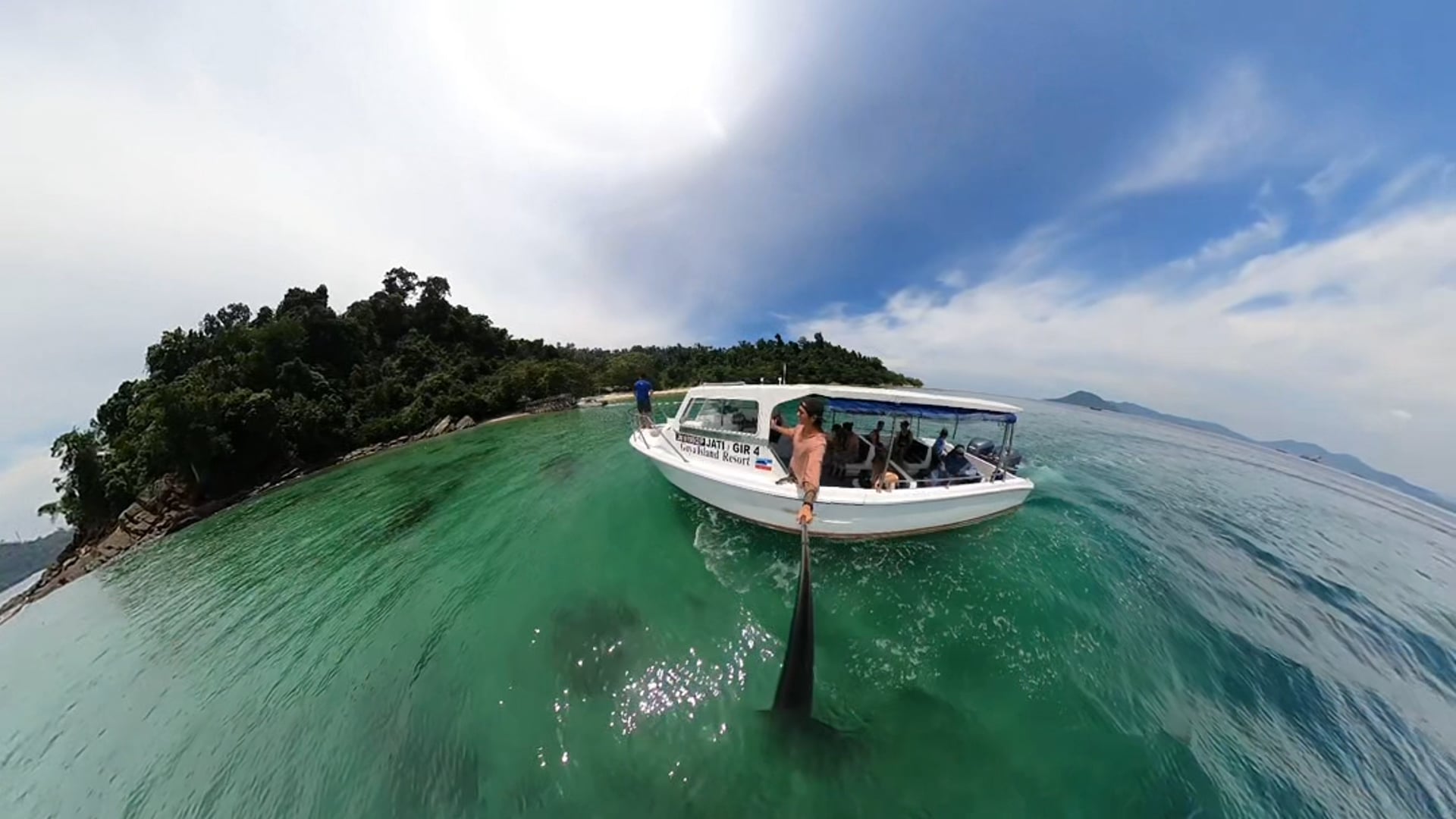 Ocean Tour: Gaya Island, Borneo