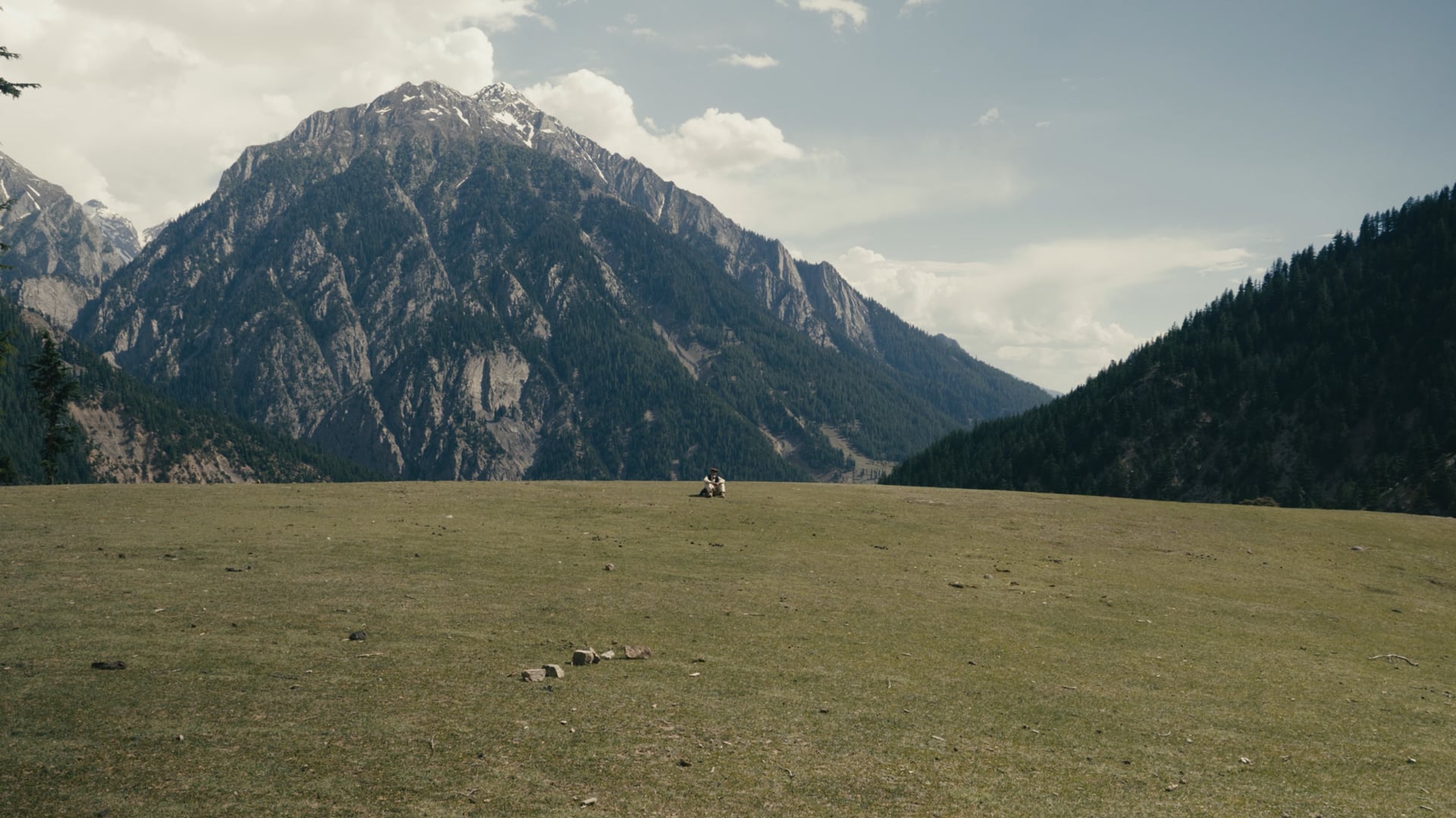 Madaklasht, Zende Boshi