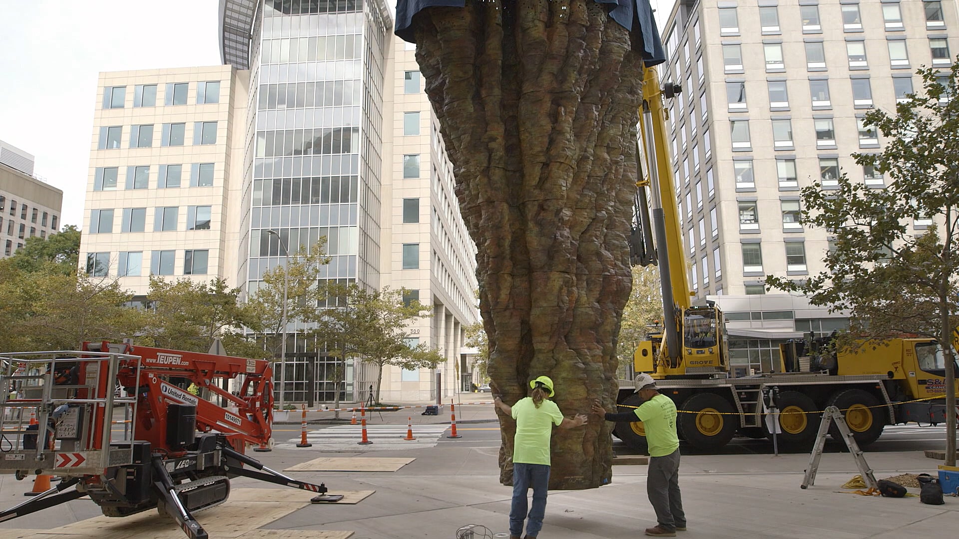 Ursula von Rydingsvard: Into Her Own Trailer